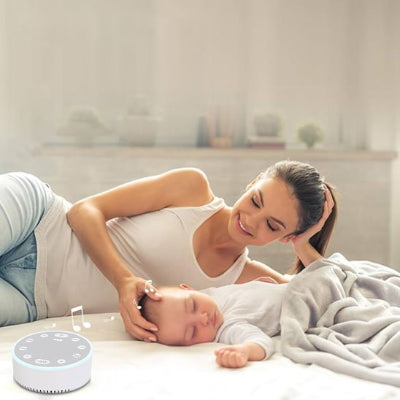 Veilleuse bruit blanc sommeil apaisant maman caresse son bébé