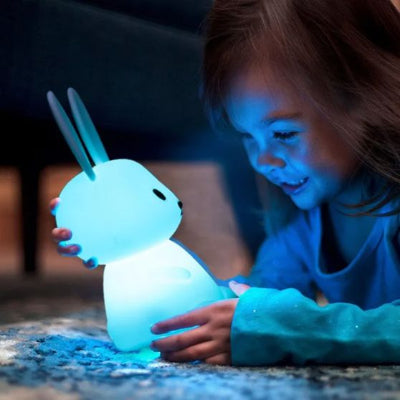 Veilleuse lapin lumière tamisée manipulation sans risque pour enfant
